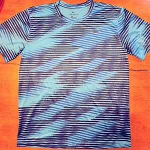 Nike Drifit men TShirt size Large